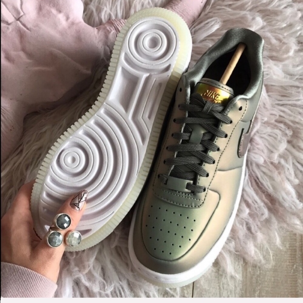 NWT Nike Air Force 1 upstep LX - Picture 7 of 8